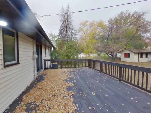 $2,349 | 6928 45th Place North, Crystal, MN 55428