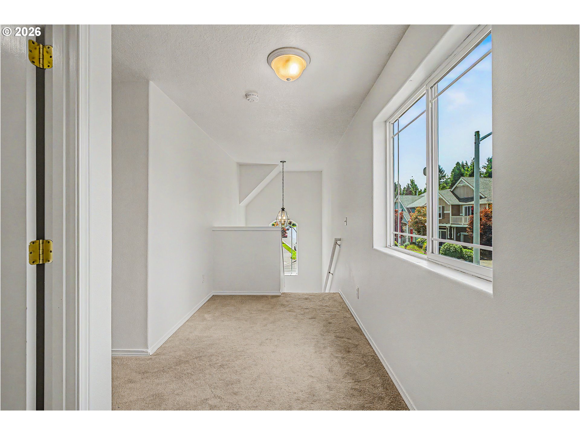 1037 Southwest 18th Way Troutdale, OR 97060 - Photo 16 of 43
