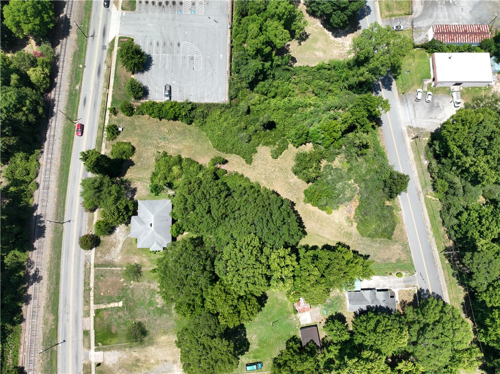 310 South Main Street Belton, SC 29627 - Photo 4 of 9