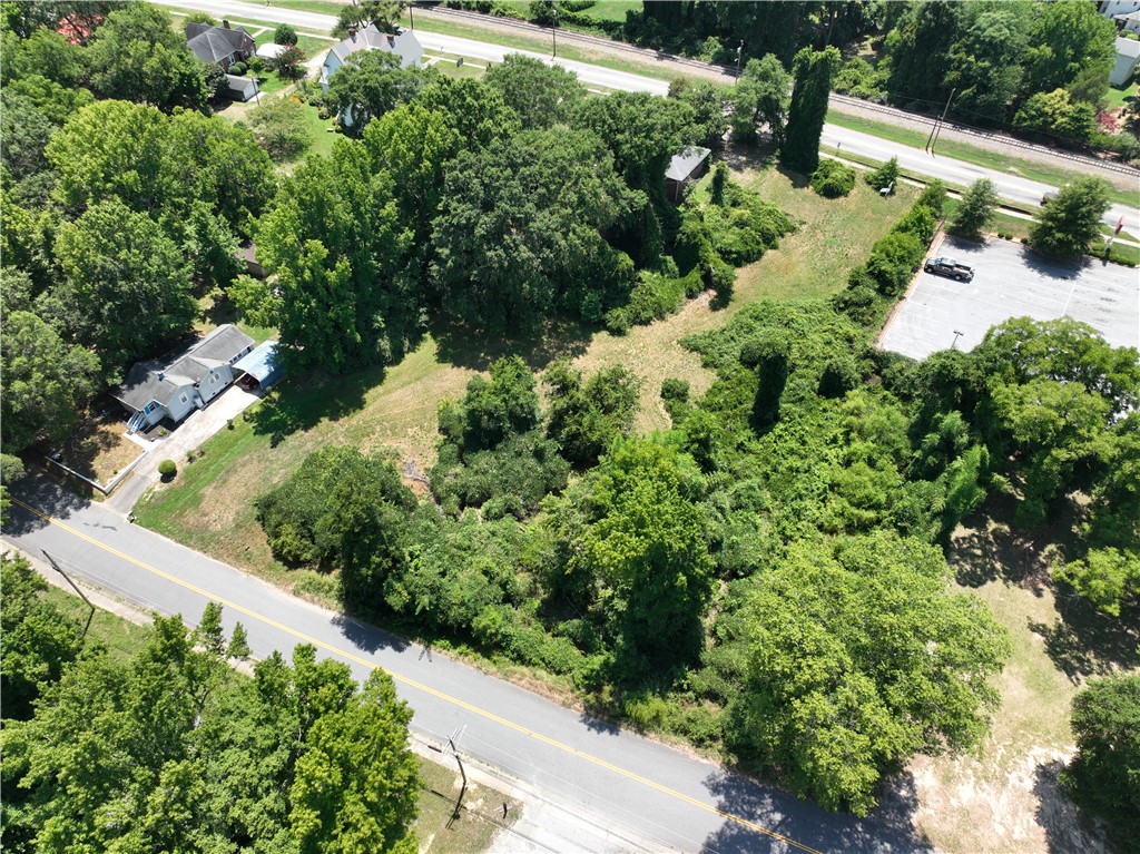 310 South Main Street Belton, SC 29627 - Photo 6 of 9