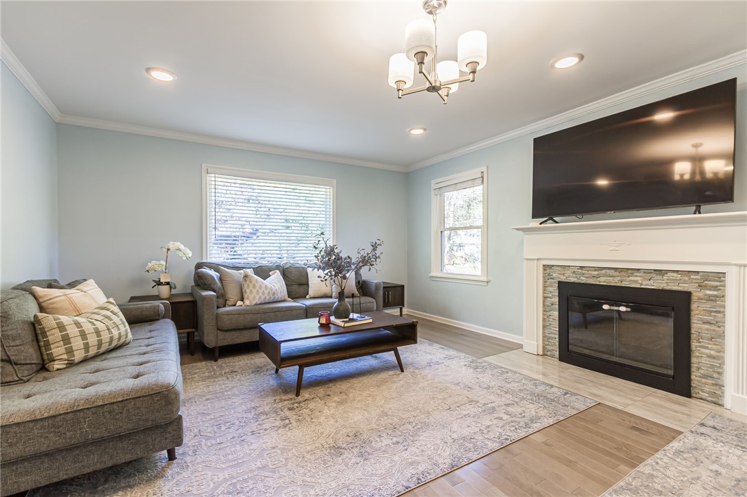 24 Briar Lane Irondequoit, NY 14622 - Photo 14 of 34