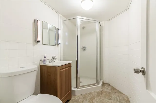 $285,000 | 24 Briar Lane, Irondequoit, NY 14622