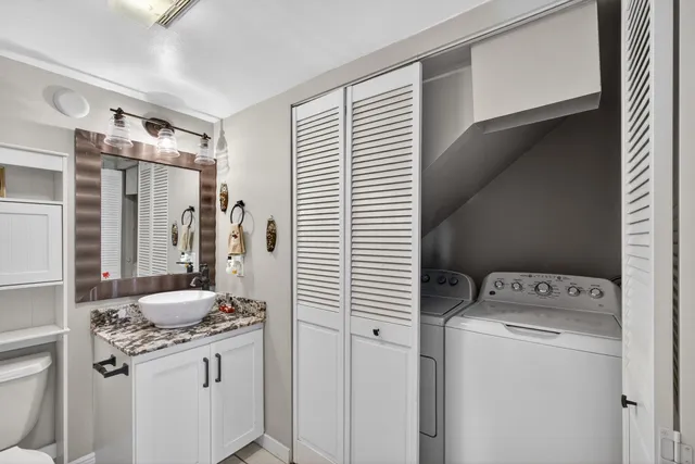 $2,600 | 8164 Thames Boulevard, Unit C, Boca Raton, FL 33433