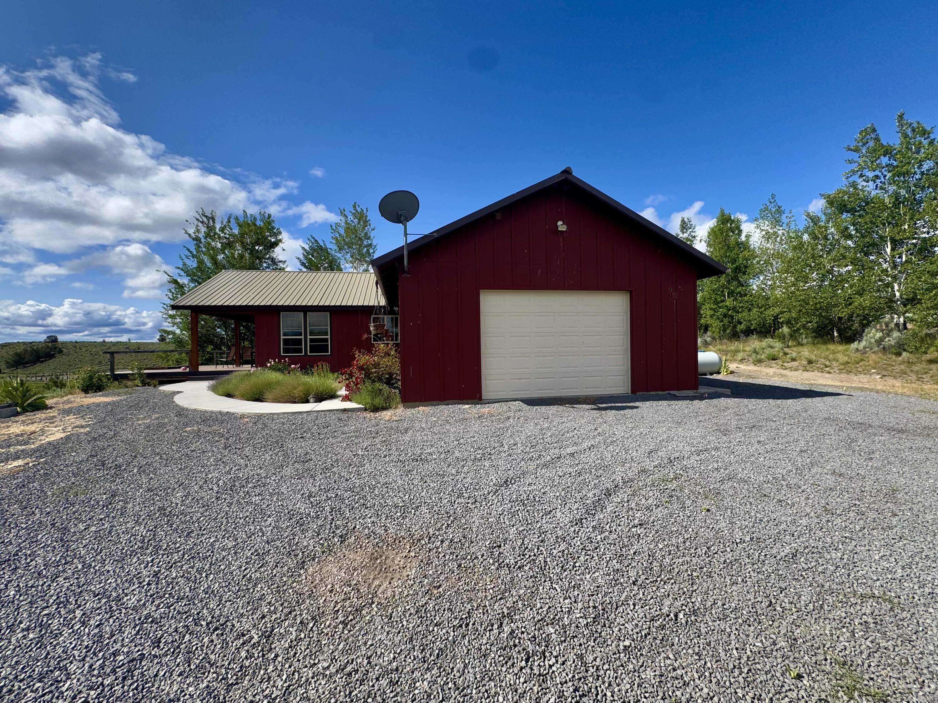26441 Campbell Road Beatty, OR 97621 - Photo 1 of 3 IMG_0469