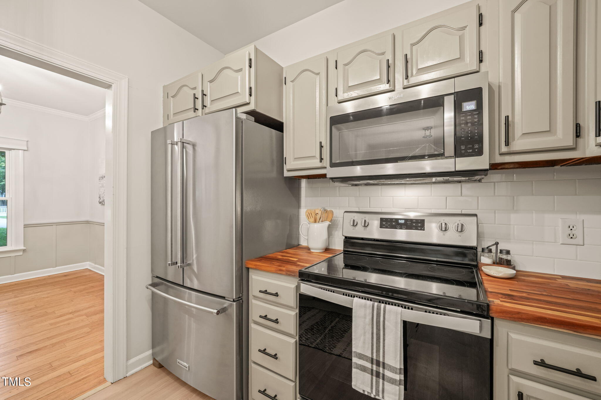 5108 Celbridge Place Raleigh, NC 27613 - Photo 15 of 59 Kitchen