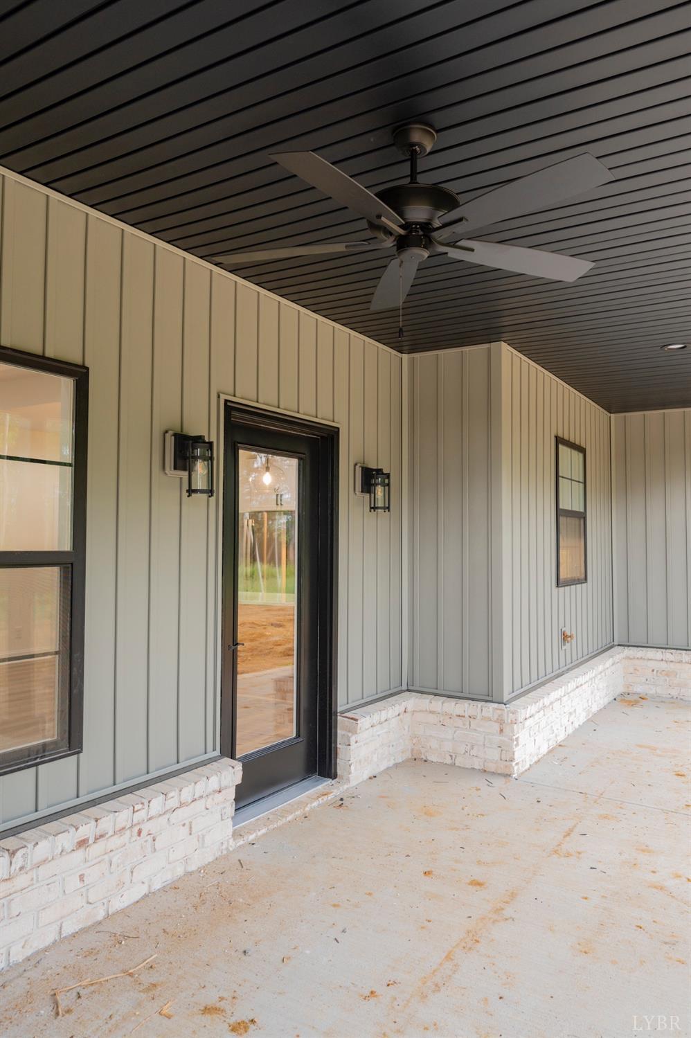 1738 Willow Oak Drive Forest, VA 24551 - Photo 51 of 54 a view of a garage