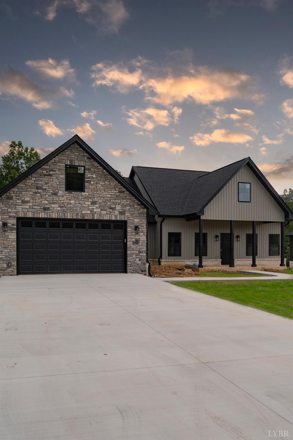 1738 Willow Oak Drive Forest, VA 24551 - Photo 54 of 54 a front view of a house with a yard
