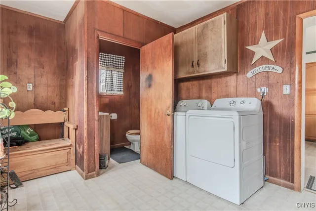 $324,900 | 215 William Street, Cape Vincent, NY 13618