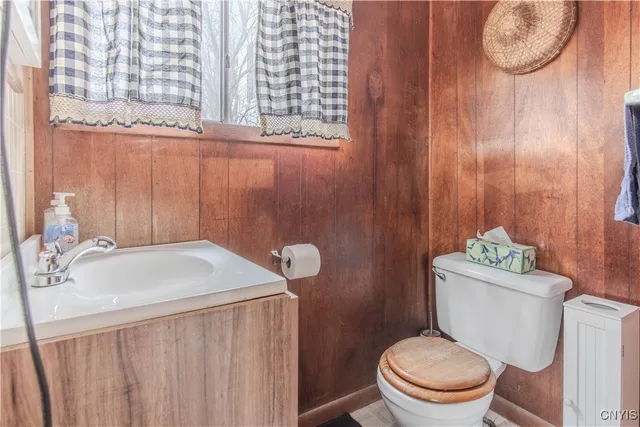 $324,900 | 215 William Street, Cape Vincent, NY 13618