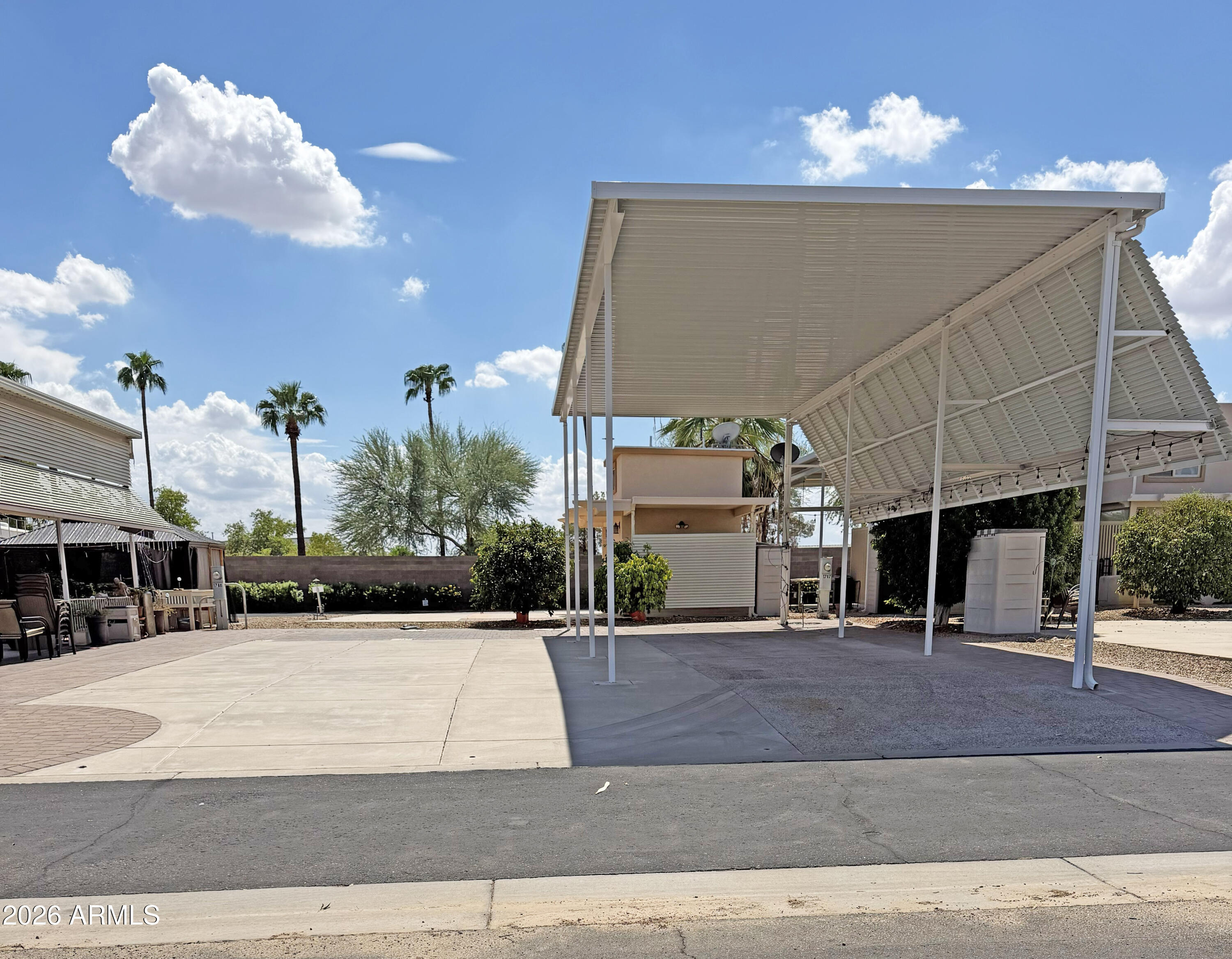 17200 West Bell Road, Unit 1787 Surprise, AZ 85374 - Photo 2 of 22 1787 2