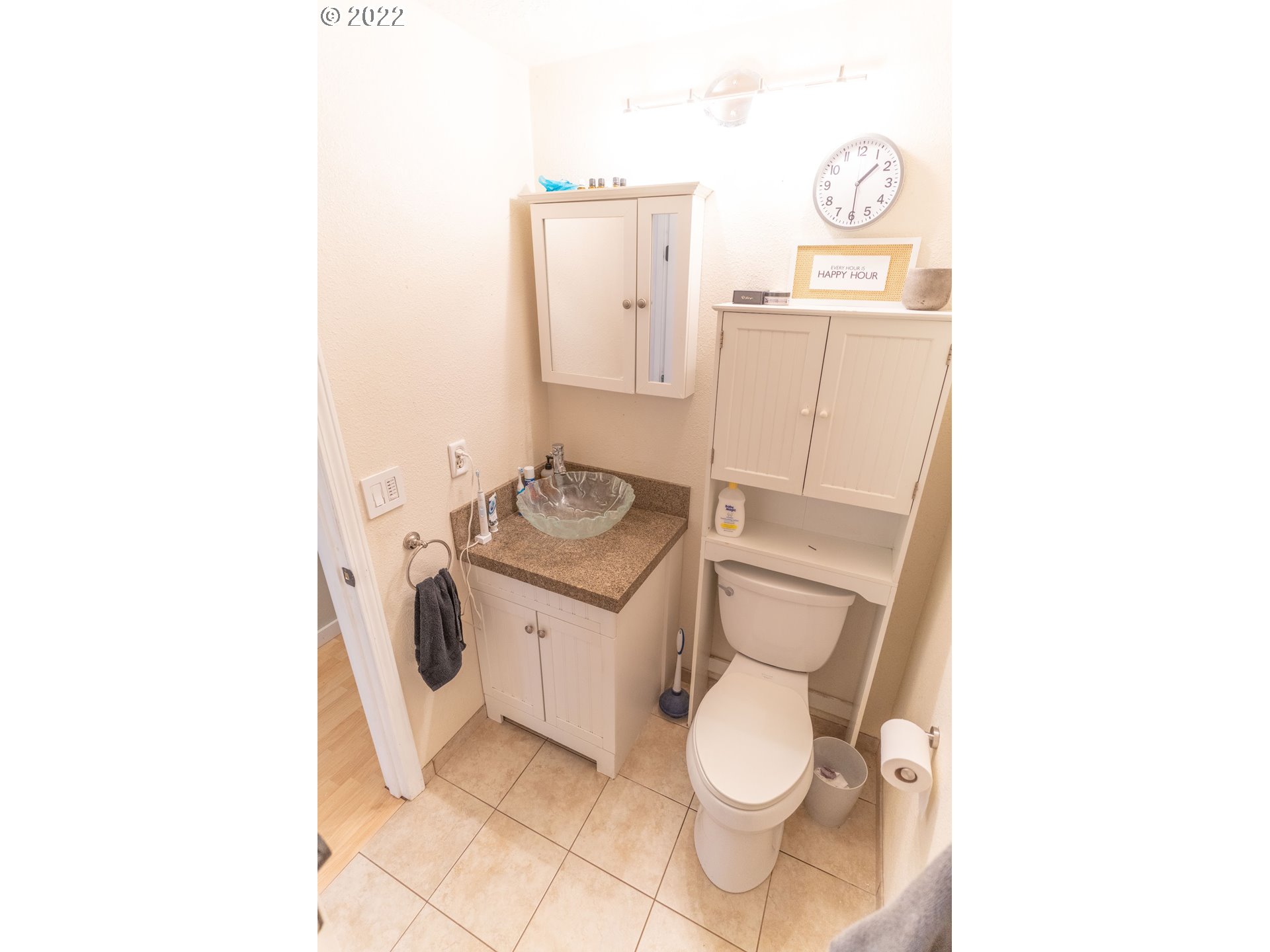 39400 Idleman Street Sandy, OR 97055 - Photo 7 of 15 a utility room with dryer and washer