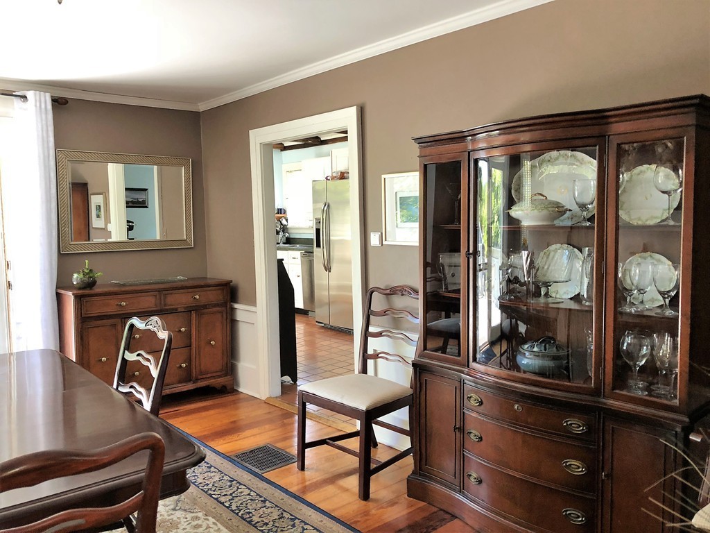 9 Friendly Street Fairhaven, MA 02719 - Photo 8 of 27