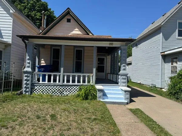 $69,900 | 700 9th Avenue South, Clinton, IA 52732
