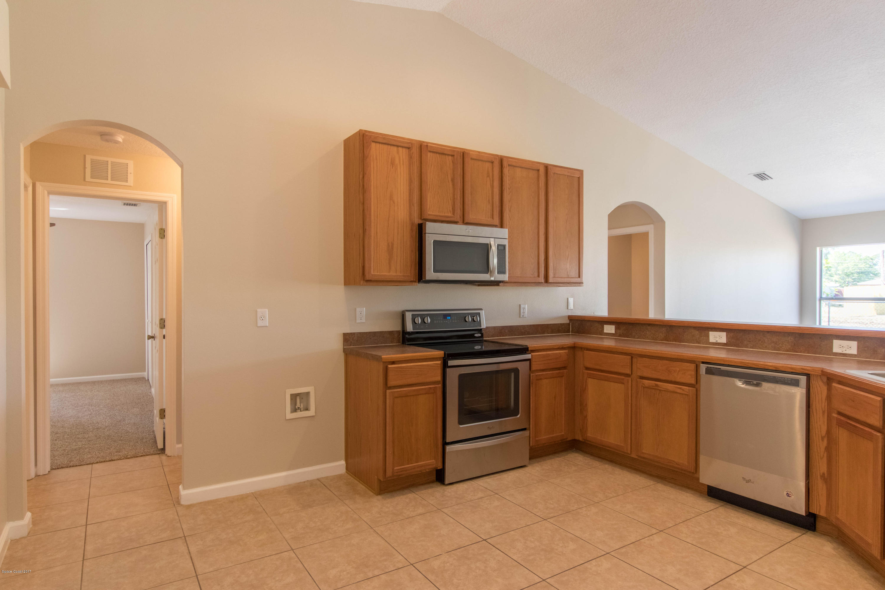 515 Nackman Road Northwest Palm Bay, FL 32907 - Photo 7 of 16 Kitchen