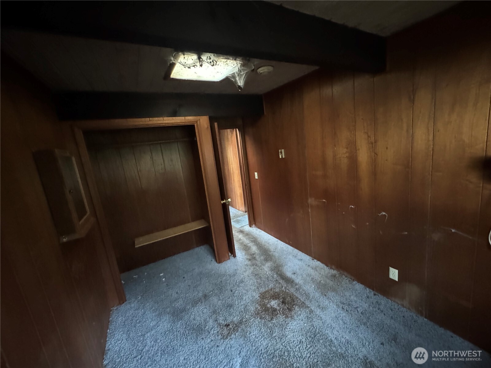 1284 Dines Point Road Greenbank, WA 98253 - Photo 12 of 39 a view of an empty room