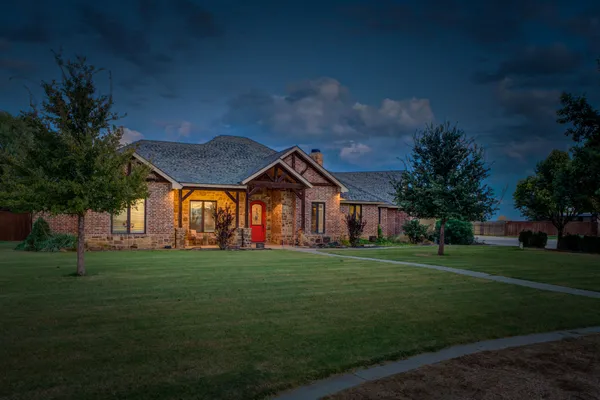 $850,000 | 16415 County Road 2040, Lubbock, TX 79423