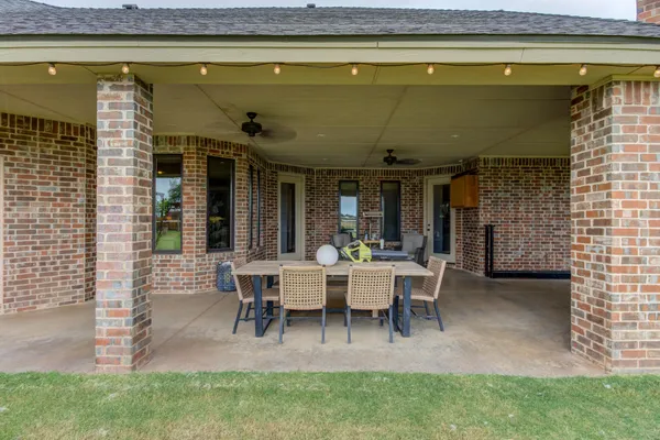 $850,000 | 16415 County Road 2040, Lubbock, TX 79423