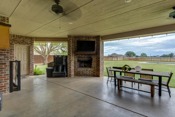 $850,000 | 16415 County Road 2040, Lubbock, TX 79423