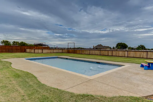 $850,000 | 16415 County Road 2040, Lubbock, TX 79423