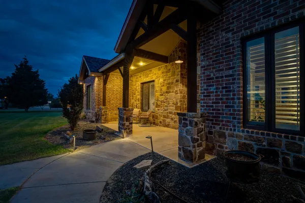 $850,000 | 16415 County Road 2040, Lubbock, TX 79423