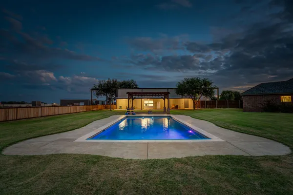 $850,000 | 16415 County Road 2040, Lubbock, TX 79423