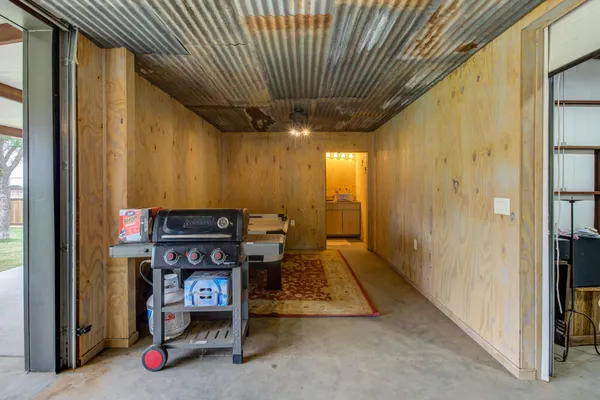 $850,000 | 16415 County Road 2040, Lubbock, TX 79423