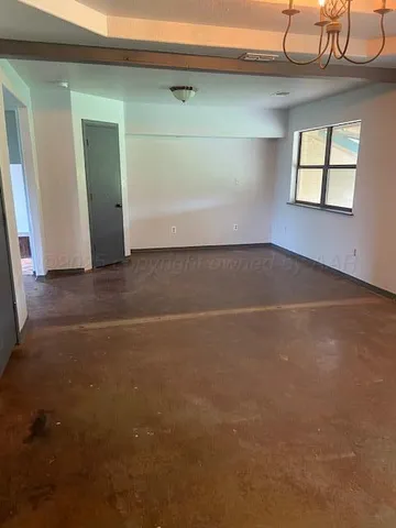 $189,900 | 235 Cliffside Drive, Amarillo, TX 79118