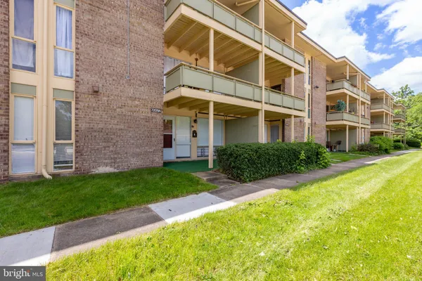 $97,000 | 7209 Donnell Place, Unit AA7, District Heights, MD 20747