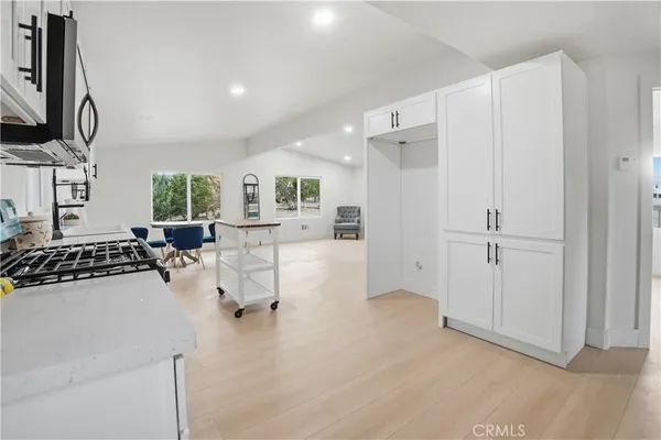$329,990 | 3038 White Fox Trail, Phelan, CA 92371