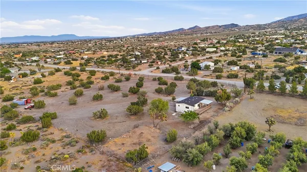 $329,990 | 3038 White Fox Trail, Phelan, CA 92371