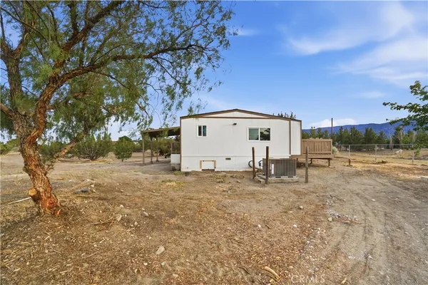$329,990 | 3038 White Fox Trail, Phelan, CA 92371