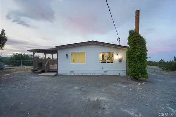 $329,990 | 3038 White Fox Trail, Phelan, CA 92371