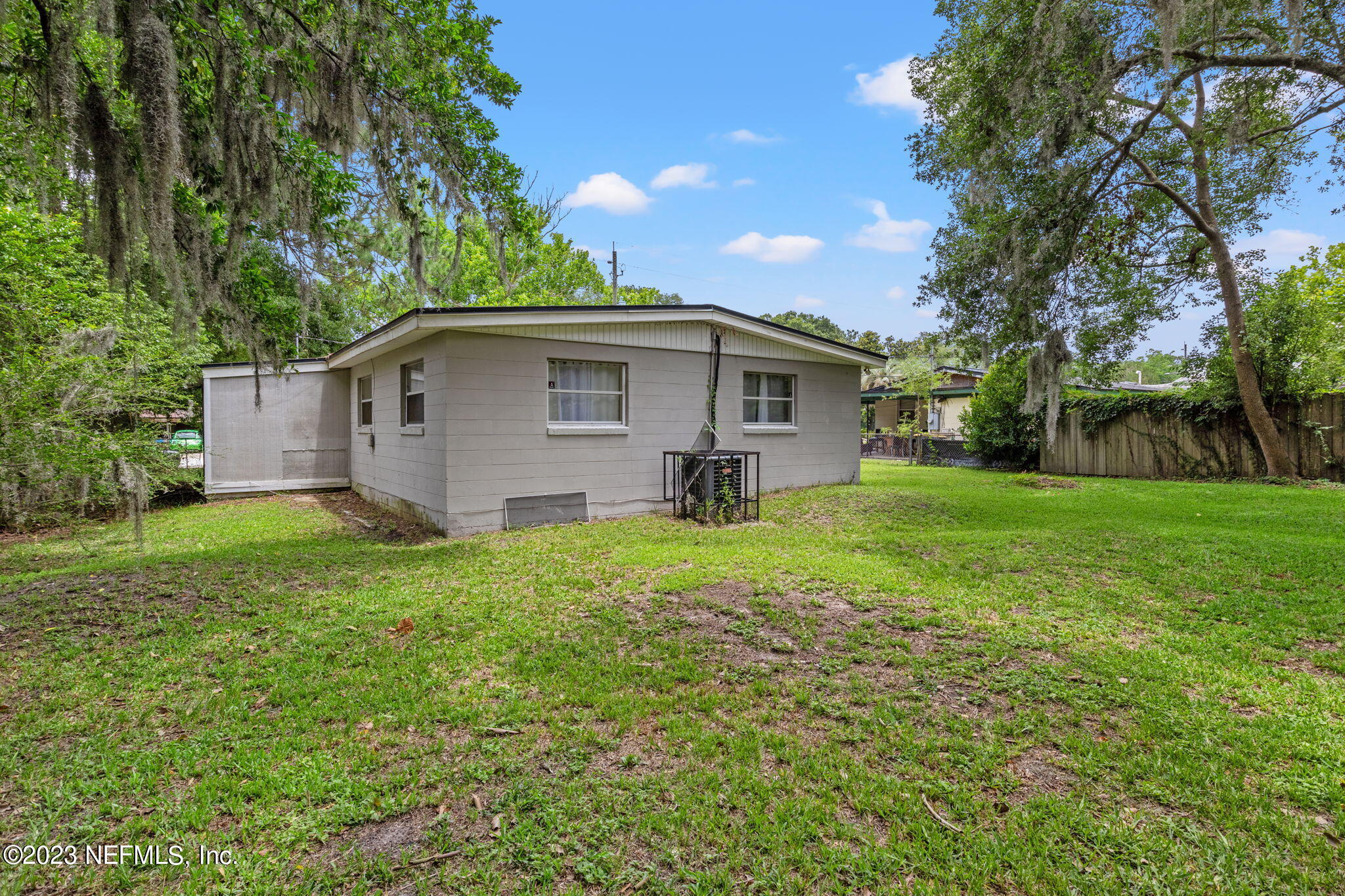 9212 Greenleaf Road Jacksonville, FL 32208 - Photo 23 of 24 22-web-or-mls-_MG_8826
