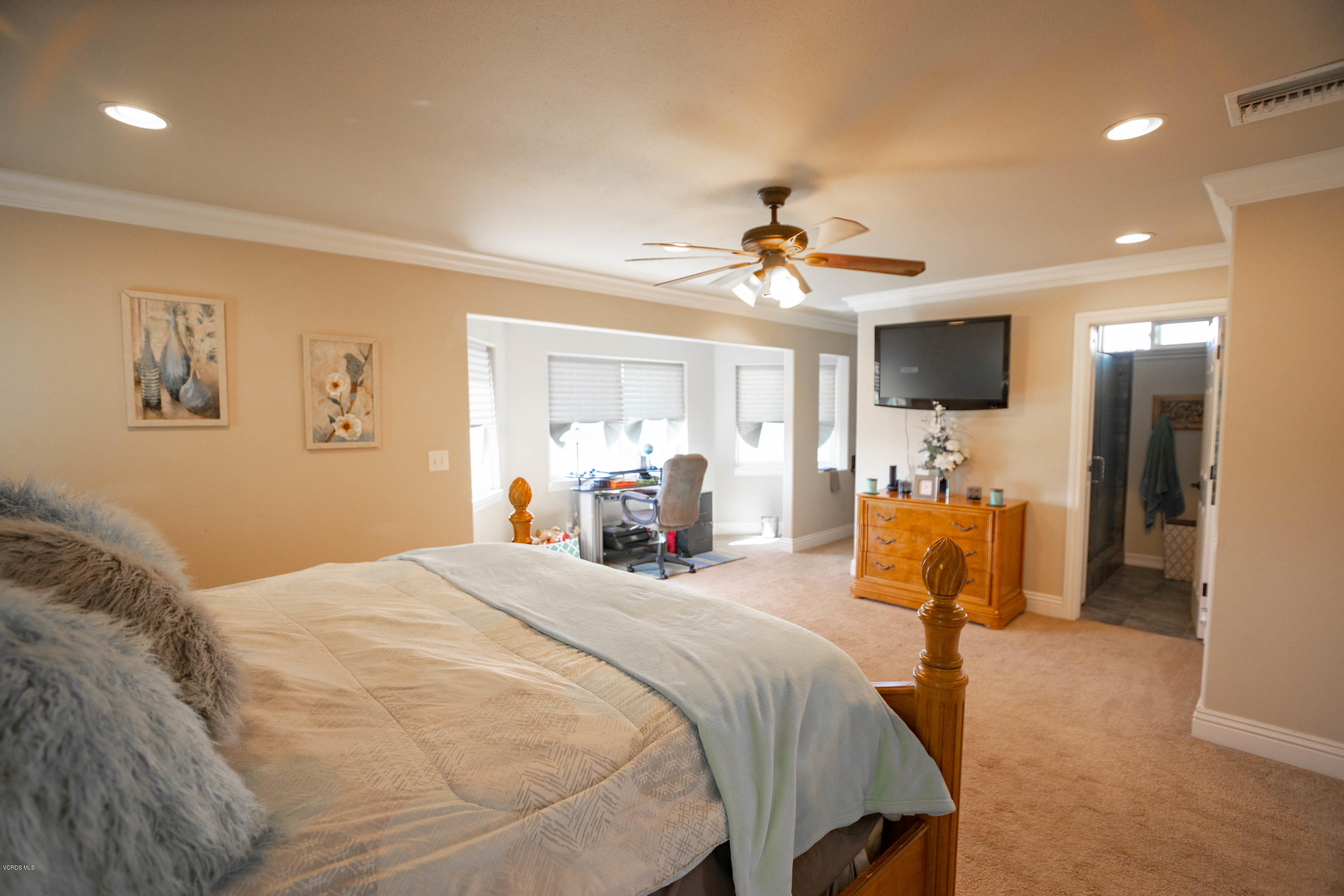 106 Wicks Road Moorpark, CA 93021 - Photo 13 of 32 Main house master