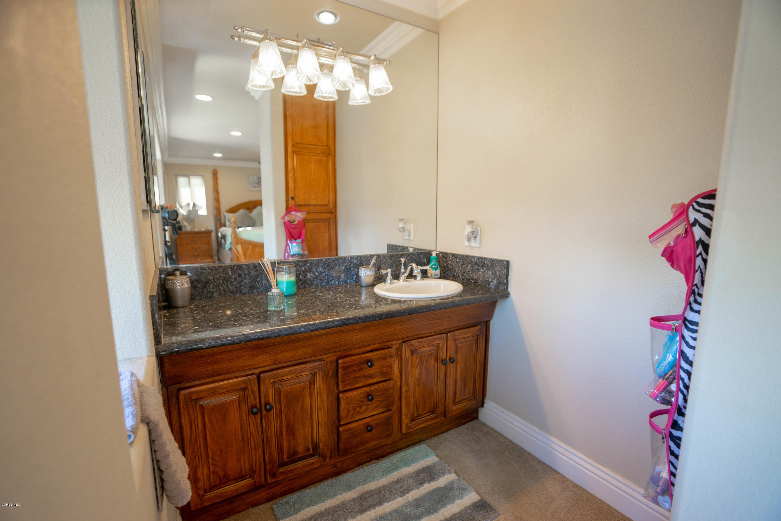 106 Wicks Road Moorpark, CA 93021 - Photo 14 of 32 Main house master bath