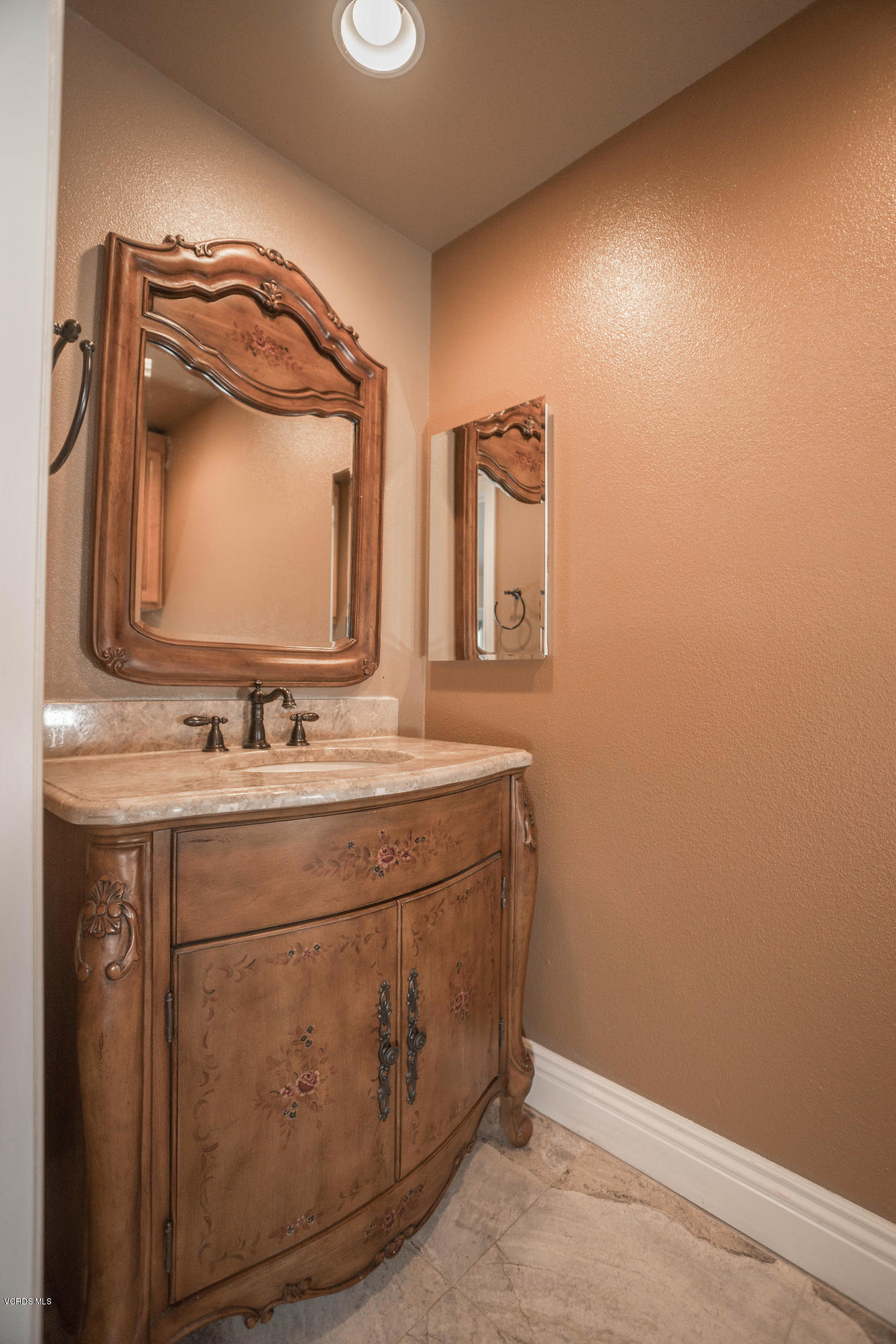 106 Wicks Road Moorpark, CA 93021 - Photo 16 of 32 Main house powder