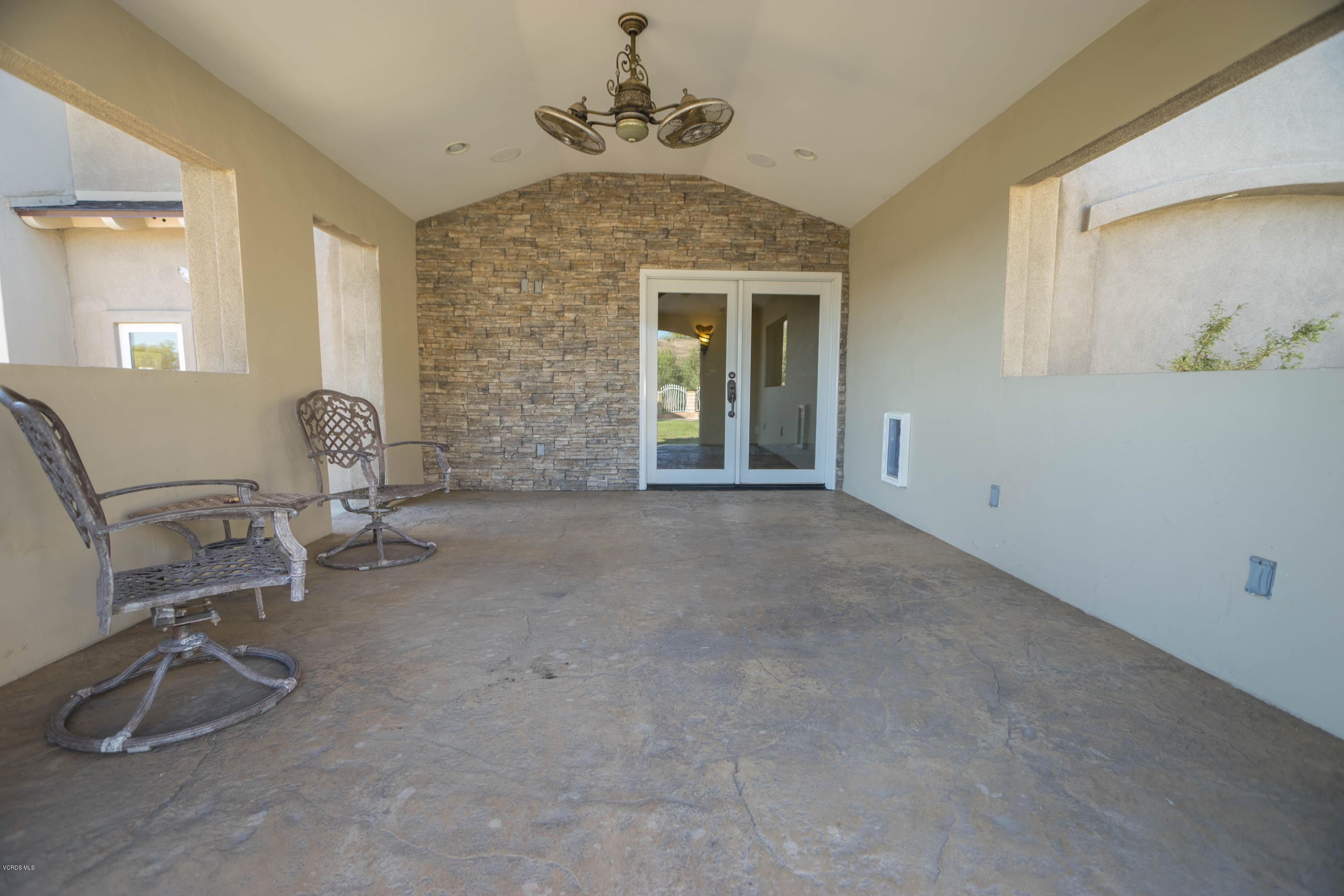 106 Wicks Road Moorpark, CA 93021 - Photo 22 of 32 Covered Patio