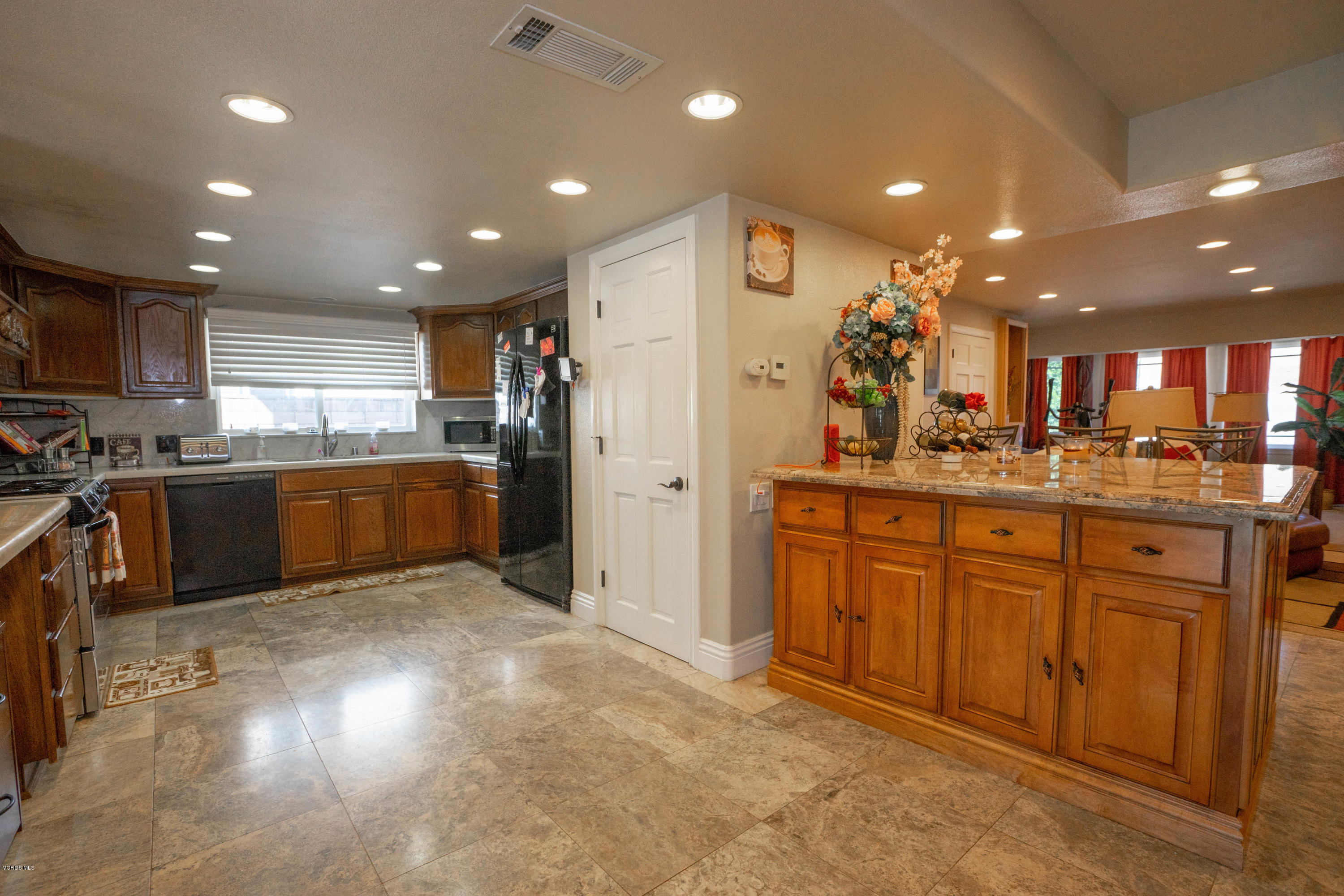 106 Wicks Road Moorpark, CA 93021 - Photo 10 of 32 Main house kitchen