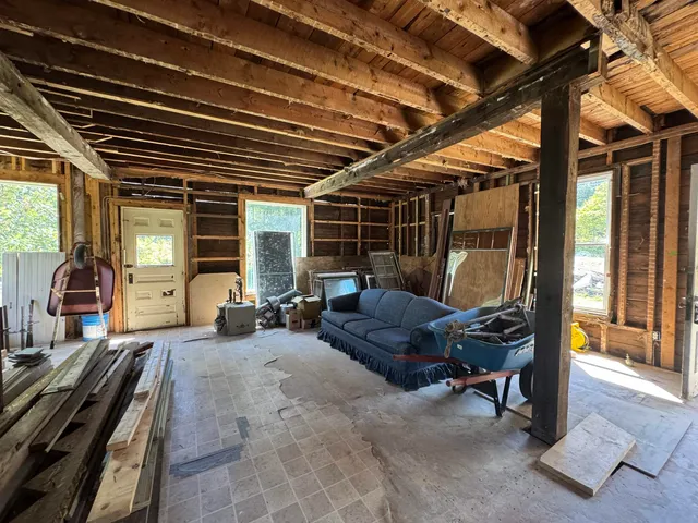 $199,000 | 44 Prospect Street, Lancaster, NH 03584