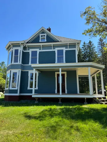 $199,000 | 44 Prospect Street, Lancaster, NH 03584