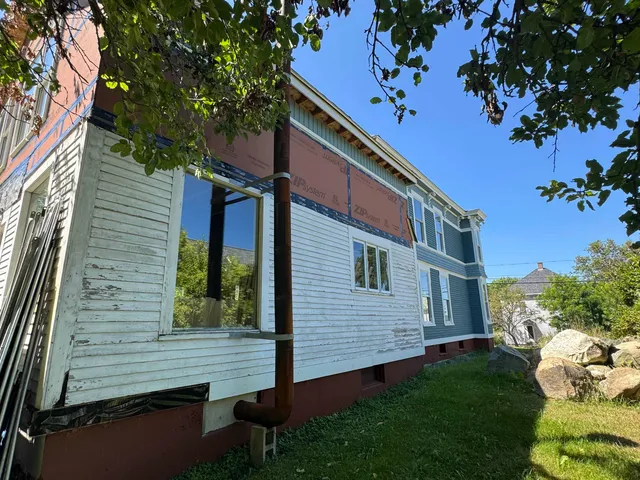 $199,000 | 44 Prospect Street, Lancaster, NH 03584