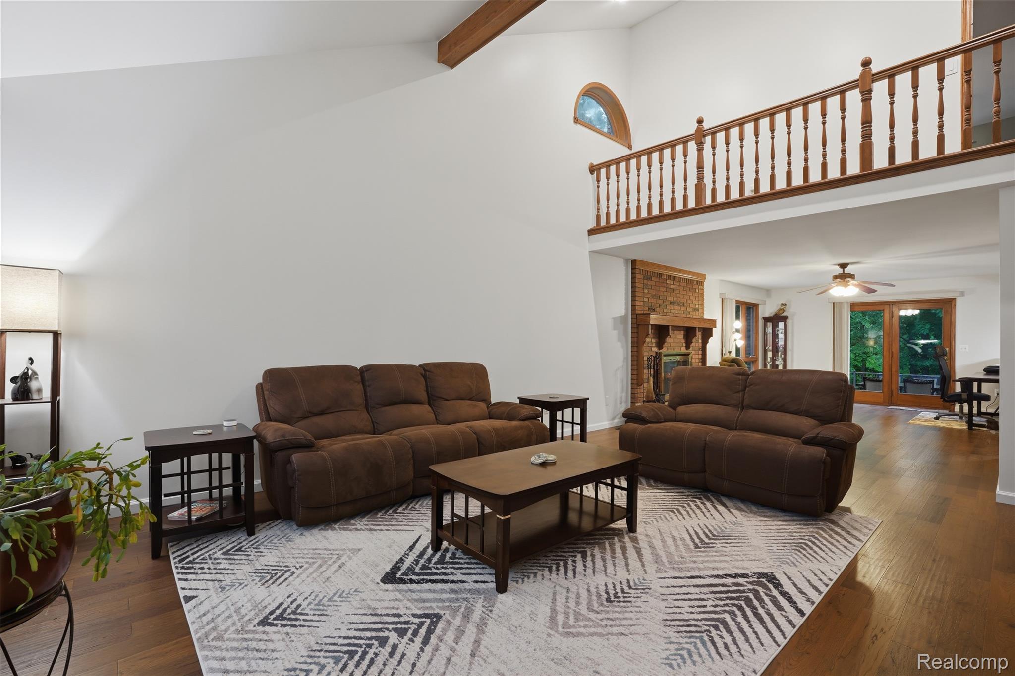 68345 Romeo Plank Road Ray, MI 48096 - Photo 24 of 52 Living room