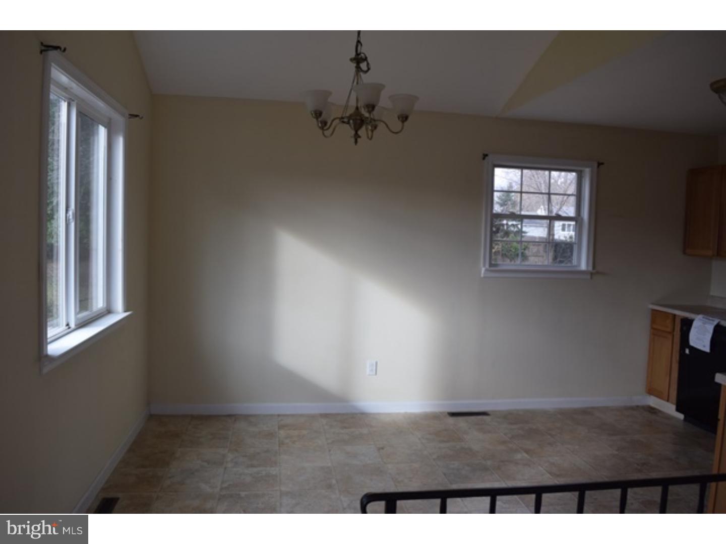 215 Ivy Road Edgewater Park, NJ 08010 - Photo 12 of 20