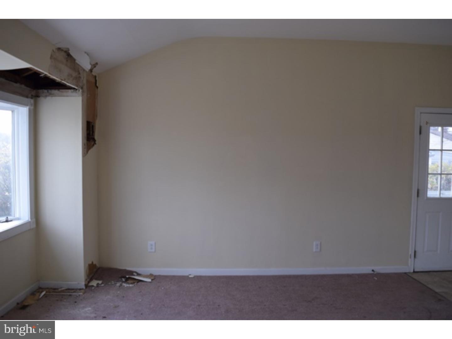 215 Ivy Road Edgewater Park, NJ 08010 - Photo 5 of 20
