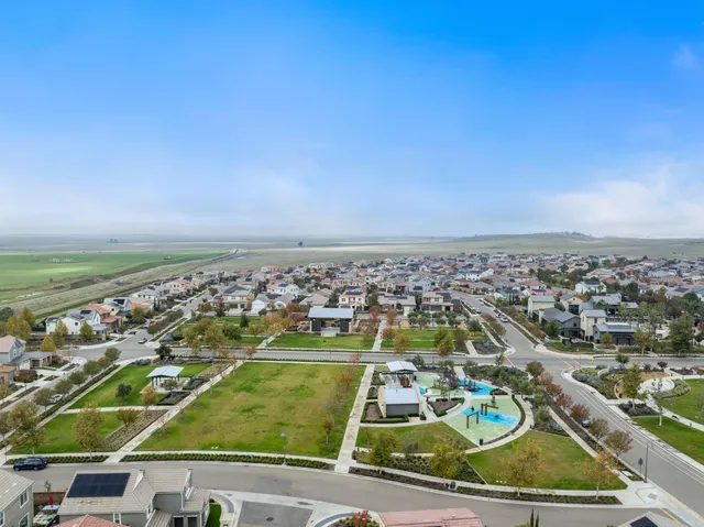 $429,900 | 724 Arrowhead Drive, Madera, CA 93636