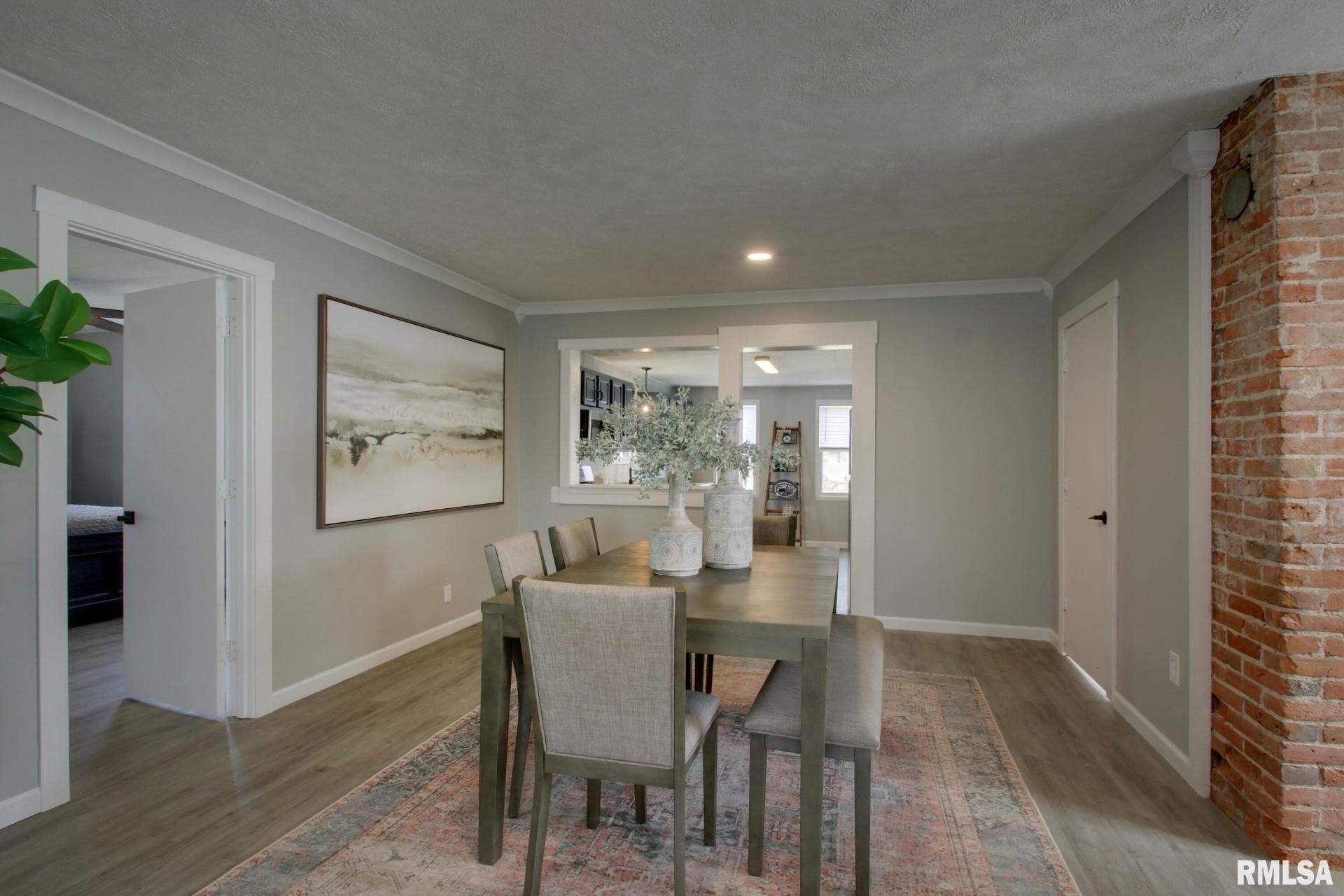 312 West York Street Camp Point, IL 62320 - Photo 11 of 23