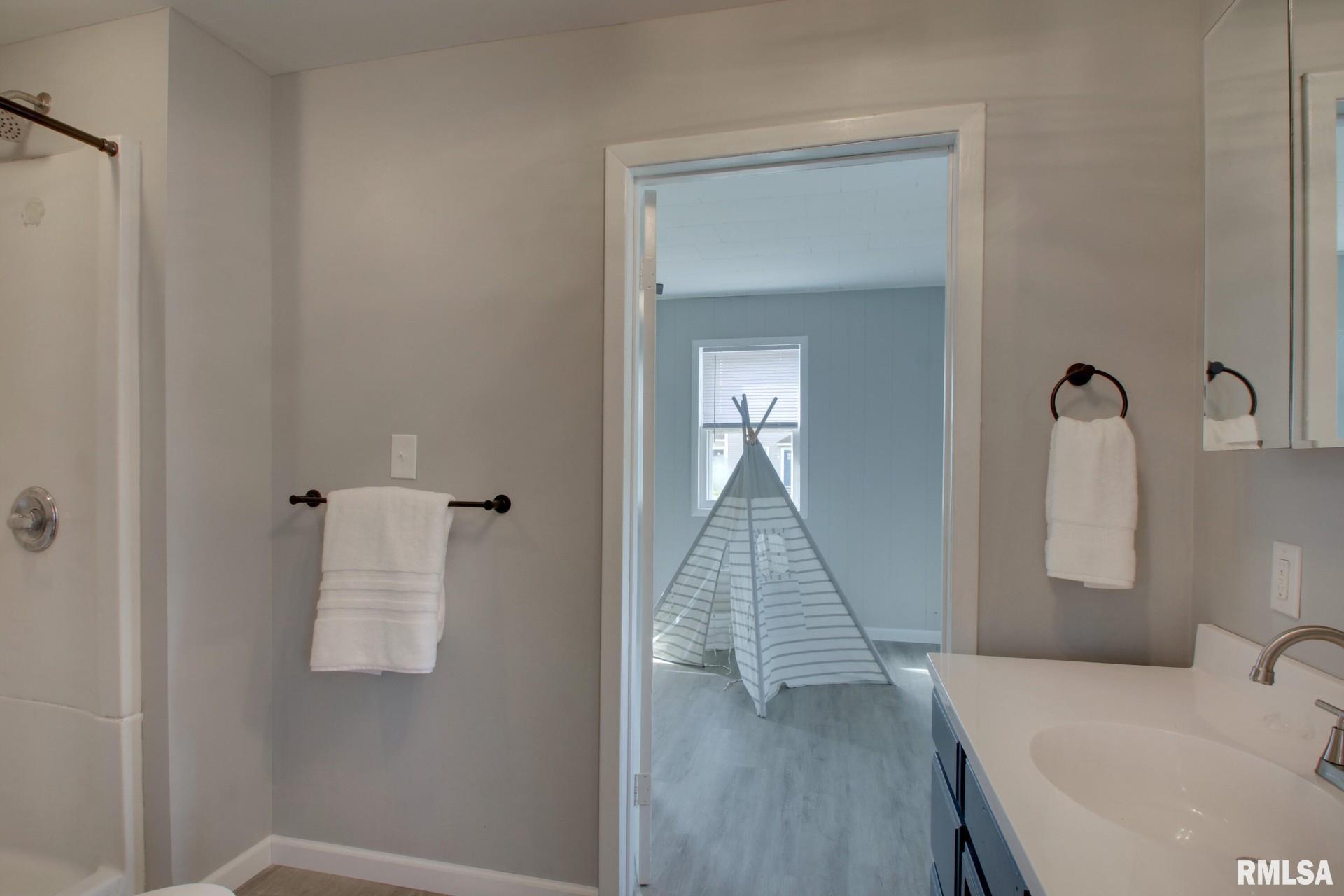 312 West York Street Camp Point, IL 62320 - Photo 20 of 23