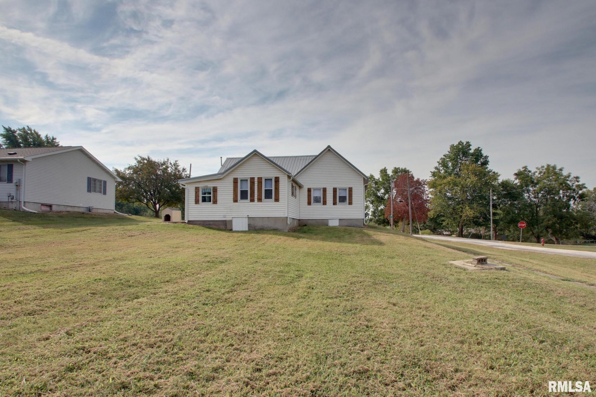 312 West York Street Camp Point, IL 62320 - Photo 22 of 23