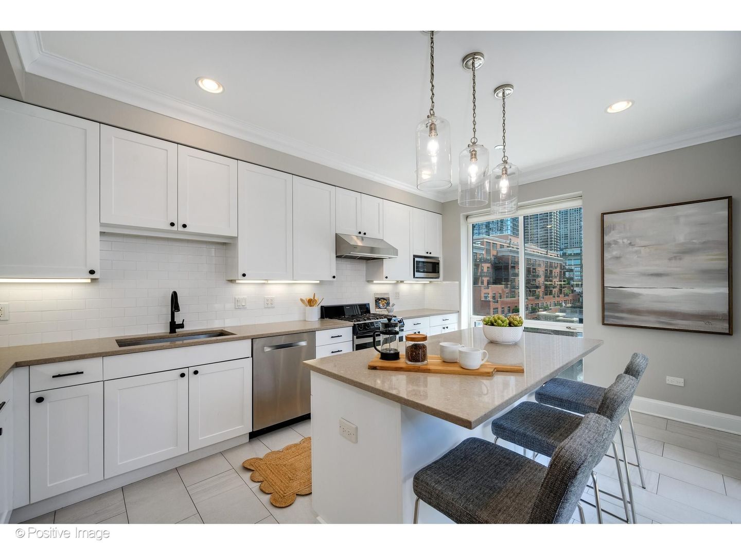 60 West Erie Street, Unit 601 Chicago, IL 60654 - Photo 13 of 33