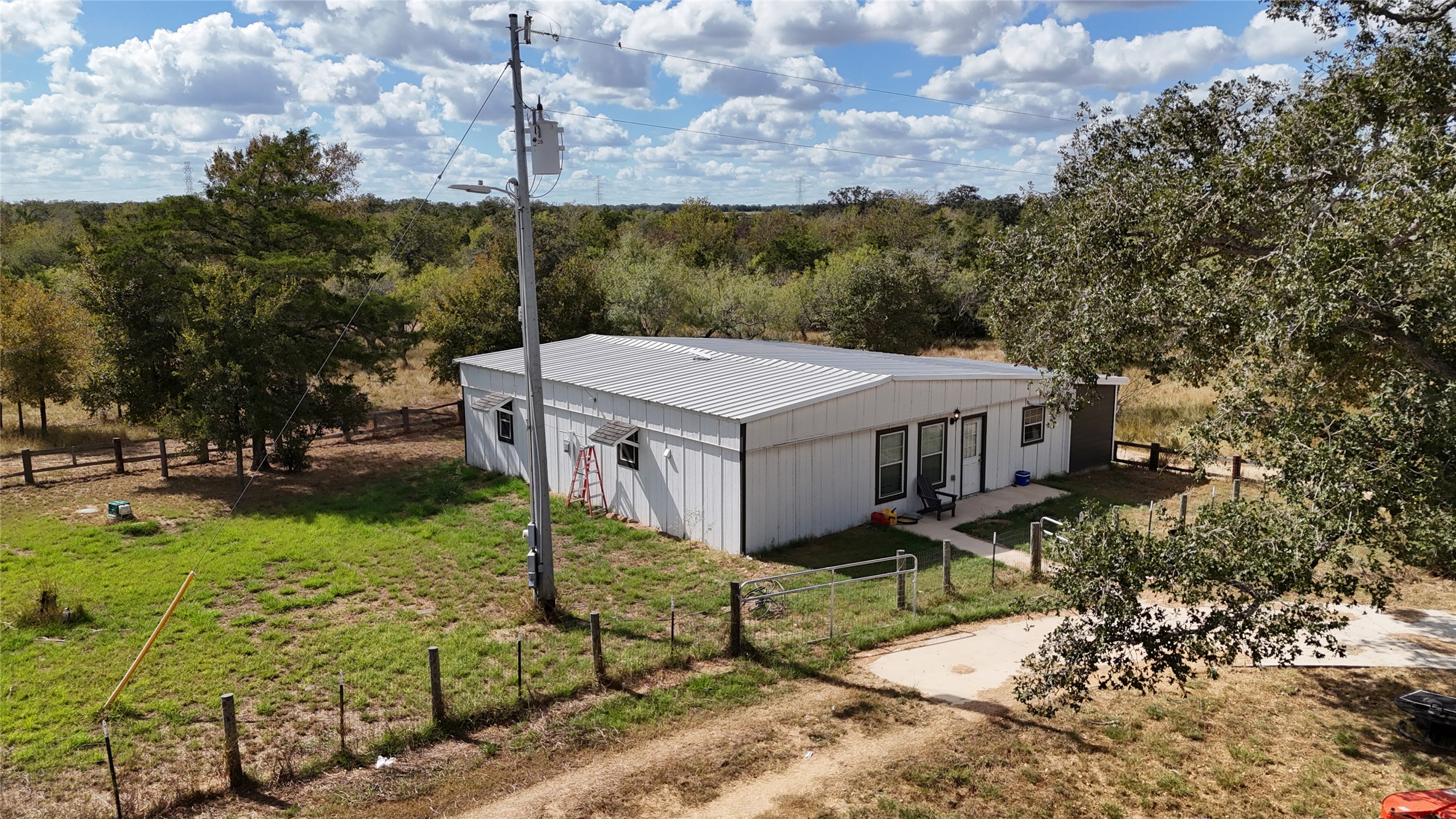 991 Kovar Road, Unit D Flatonia, TX 78941 - Photo 3 of 15 Different view of property
